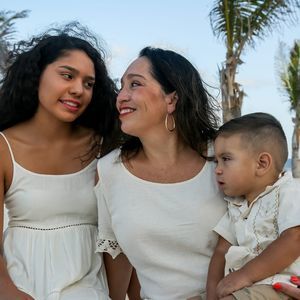 Meet your Posher, Desiree